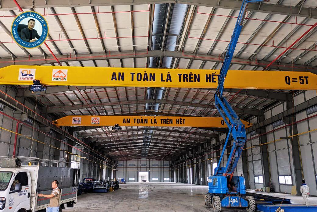 Bộ cầu trục dầm đơn 5 tấn đã được hoàn thiện Bộ cầu trục dầm đơn 5 tấn đã được hoàn thiện