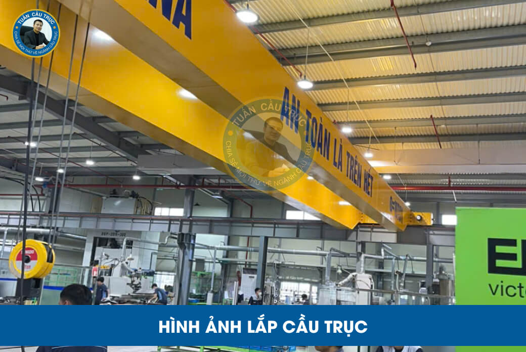 Hình ảnh lắp cầu trục Hình ảnh lắp cầu trục