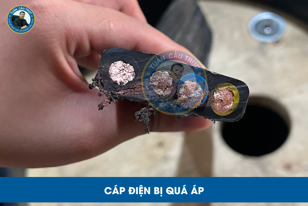 Cáp điện bị quá áp Cáp điện bị quá áp
